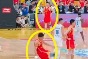 华体会首页-心里在想啥？孙铭徽大脚将球开飞时 胡金秋叉着腰目睹了全程