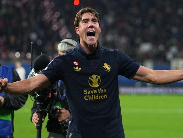 1727918608814016797.jpg 124.jpg